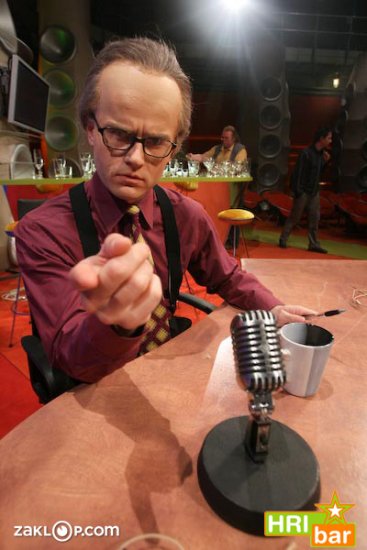 Ime mi je Larry King. Sem star.